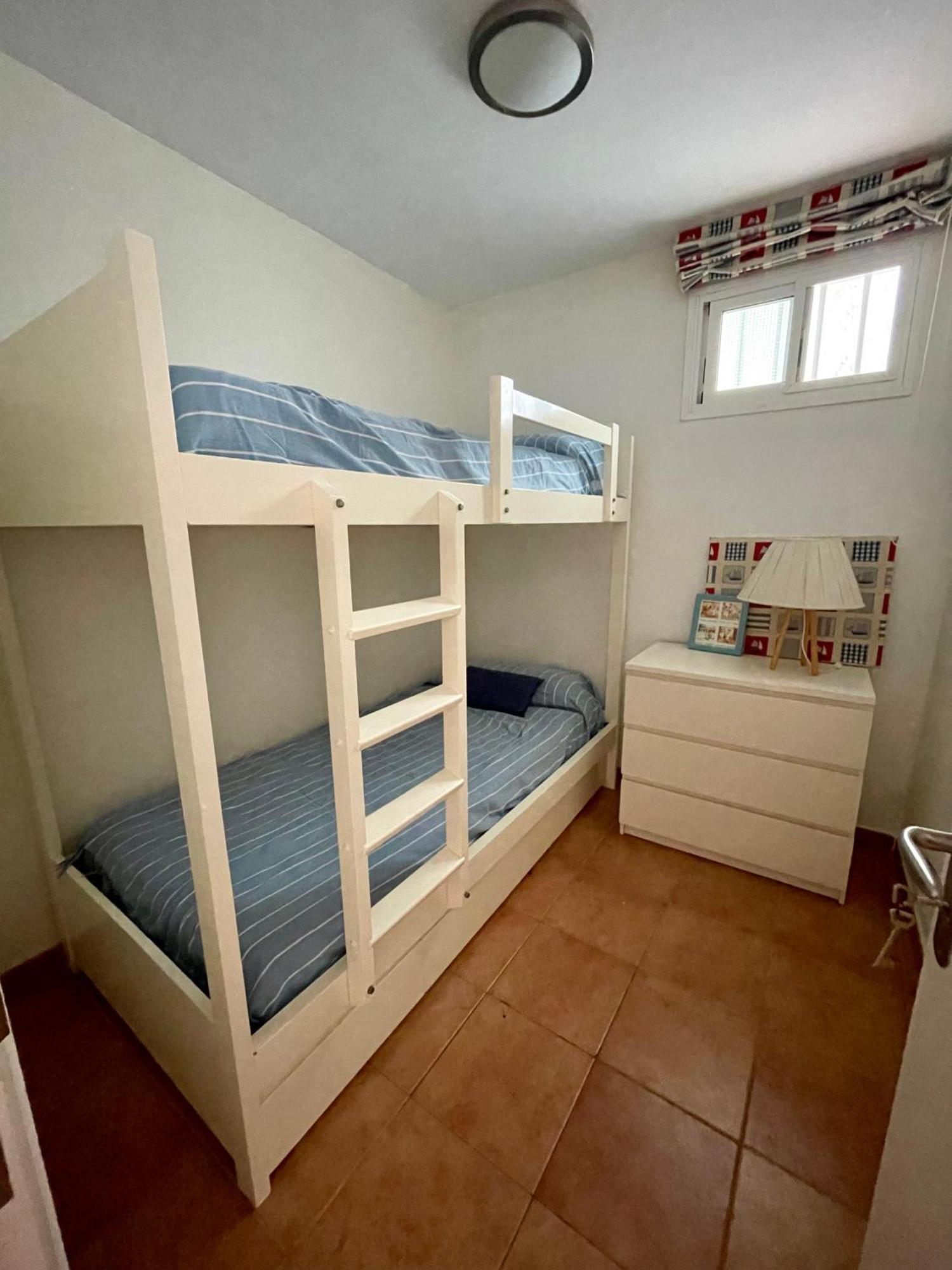 Gladiolos Apartment *