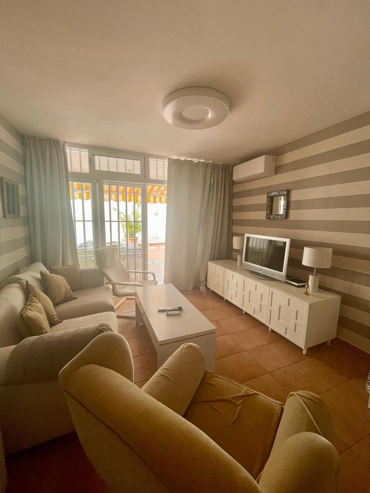 Gladiolos Apartment